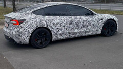 新款 600 匹马力 Model 3 在高速公路上进行测试(图片:ise380/TFF)