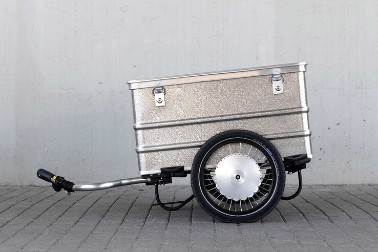 罗兰 PAXXTER e 是一款自行车拖车。(图片来源：Roland）