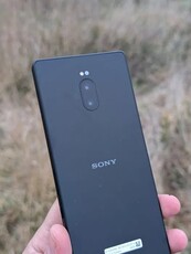 索尼 Xperia 5G 智能手机原型。(图片来源：OLX）