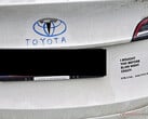 贴有反埃隆贴纸的特斯拉 Model Y。(图片来源：Notebookcheck）