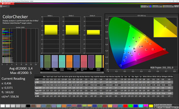 色彩（色彩模式：扩展/AMOLED，目标色彩空间：DCI-P3）