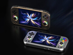 Anbernic RG477M 功能强大，4.7 英寸 120 Hz 显示屏足以模拟任天堂 Wii 游戏。(图片来源：Anbernic）