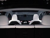 在中国，Model Y 的第三排座椅可能并不意味着 7 座。(图片来源：特斯拉）