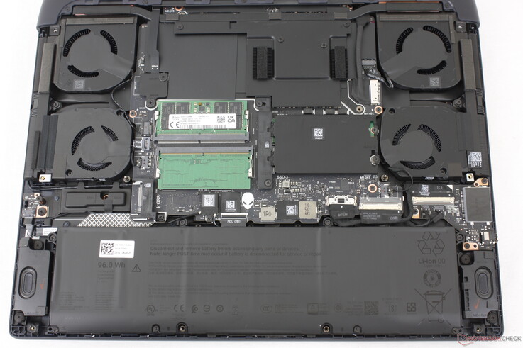 2026 Alienware 16 Area-51 主板