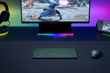 桌面上的 Razer Joro 游戏键盘（图片来源：Razer）