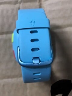据称适合儿童的Fitbit智能手表。(图片来源：9to5Google)