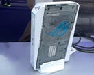 白色版的 ROG NUC 2026（如图）售价约为 4569 美元。