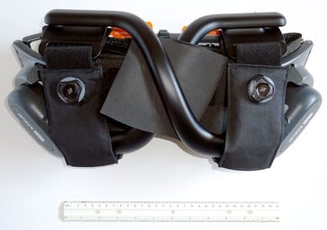 折叠。(图片来源：Notebookcheck）