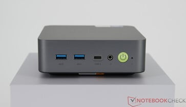 GMKtec NucBox K17 - 前面板连接器