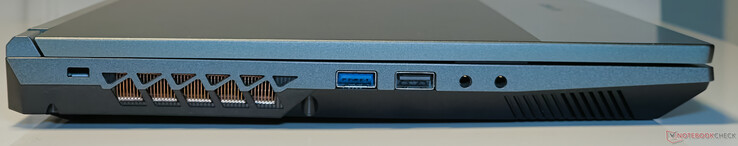 左：Kensington 锁插槽、USB 3.2 Gen1 Type-A、USB 2.0 Type-A、线路输入、CTIA 3.5 毫米组合音频插孔