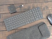 惠普 EliteBoard G1a AI 评测：隐藏在众目睽睽之下的 PC