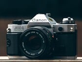 据称，佳能EOS R8 Mark II的设计灵感源自佳能AE-1