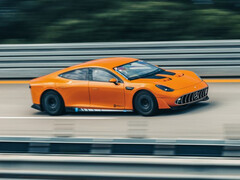 梅赛德斯-AMG GT XX:24 小时内行驶 5479 公里的世界纪录。(图片来源:梅赛德斯)