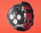Moto Watch Ultra 采用防泼溅的不锈钢表壳。