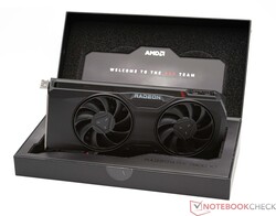 测试 AMD Radeon RX 7800 XT：测试装置由 AMD 德国公司提供
