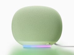 翡翠色款 Google Home 智能音箱。