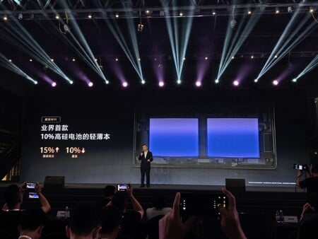 华为展示新型硅掺杂电池的幻灯片