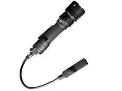 L16 2.0 可配备 USB-C 遥控器。(图片：Acebeam）