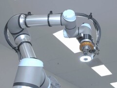 Lam Research 推出 Dextro cobot，以加强半导体制造维护（图片来源：Lam Research）