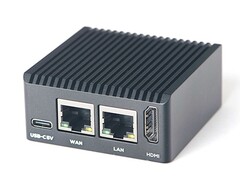 NanoPi R3S-LTS：新款单板电脑，也带 eMMC 存储器。(图片来源：FriendlyElec）