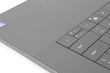 掌托和键盘之间的分界线纯粹是美学上的界限