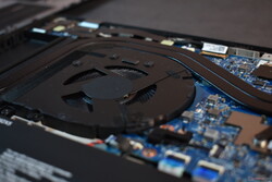 联想 ThinkPad T16 G2：冷却系统