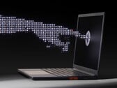 Framework Laptop 13 Pro 采用了一块定制的触控式 IPS 面板。