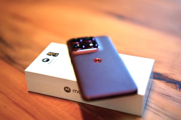 摩托罗拉 Edge 70 Pro 评测