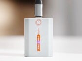 Falcam电池可通过USB-C数据线直接充电。