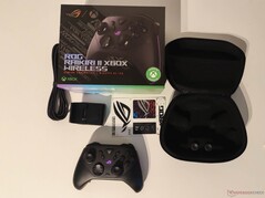 包装中还包括一个小型 USB 接收器