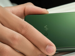 vivo 的下一款可折叠手机将至少有一种醒目的颜色可供选择。(图片来源：韩博晓）