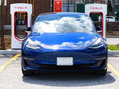 超级充电站扩大了电动车与汽油车的燃料成本差距（图片：特斯拉）。
