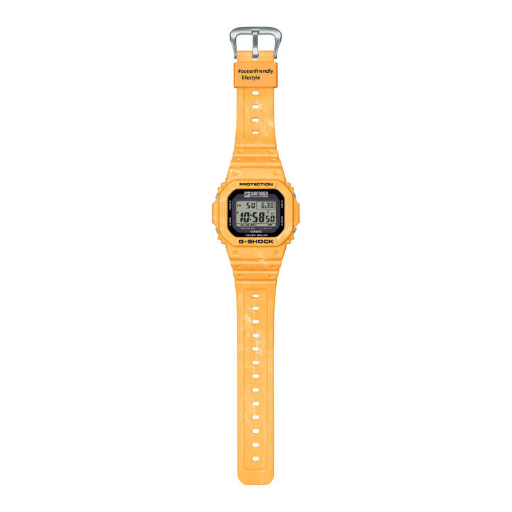 卡西欧 G-Shock x 日本冲浪者基金会 G-5600SFJ-9 腕表。(图片来源：卡西欧）