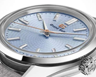 Grand Seiko 标志和秒针均采用玫瑰金色饰面。