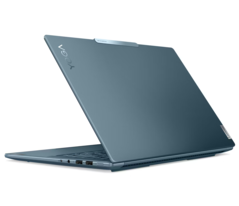 联想 Yoga Pro 9 RTX 5060 右侧接口。(图片来源：Globaldata）