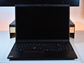 联想 ThinkPad L16 Gen 2 的自然栖息地：书桌。