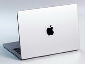 Apple 据报道，该公司正在测试由中国CXMT公司生产的DRAM芯片，用于在中国销售的设备。