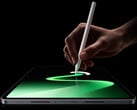 Pad 9 支持触控笔和键盘。图中所示:配备 Focus Stylus Pro 12 的平板电脑。