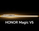 Magic V5 传闻中的 "丝绸金 "配色。(图片来源：Honor - 已编辑）