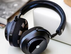 Neurable 最新款脑电图耳机更轻、更实惠。(图片来源：Neurable）