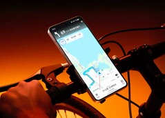 Oppo K15 Pro+ 的显示屏全表面亮度为 1,800 尼特。