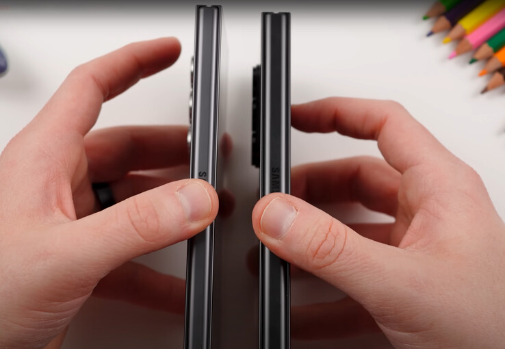 Galaxy Z Fold 特别版也明显更薄。(图片来源：Jeff Springer）