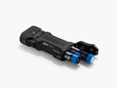 电池易于更换。