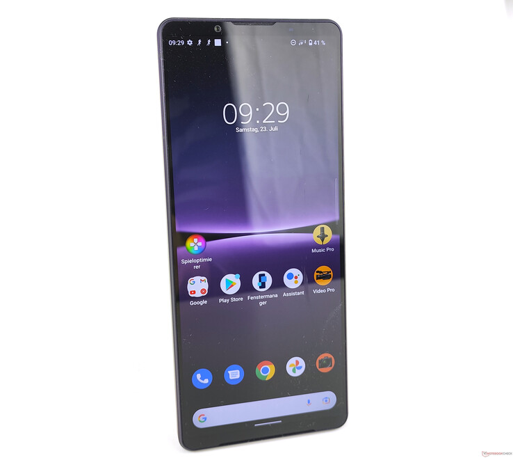 索尼Xperia 1 IV的紫罗兰色 