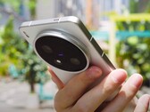 深度拆解视频展示了 vivo X200 Ultra 的内部结构（图片来源：Wekihome）