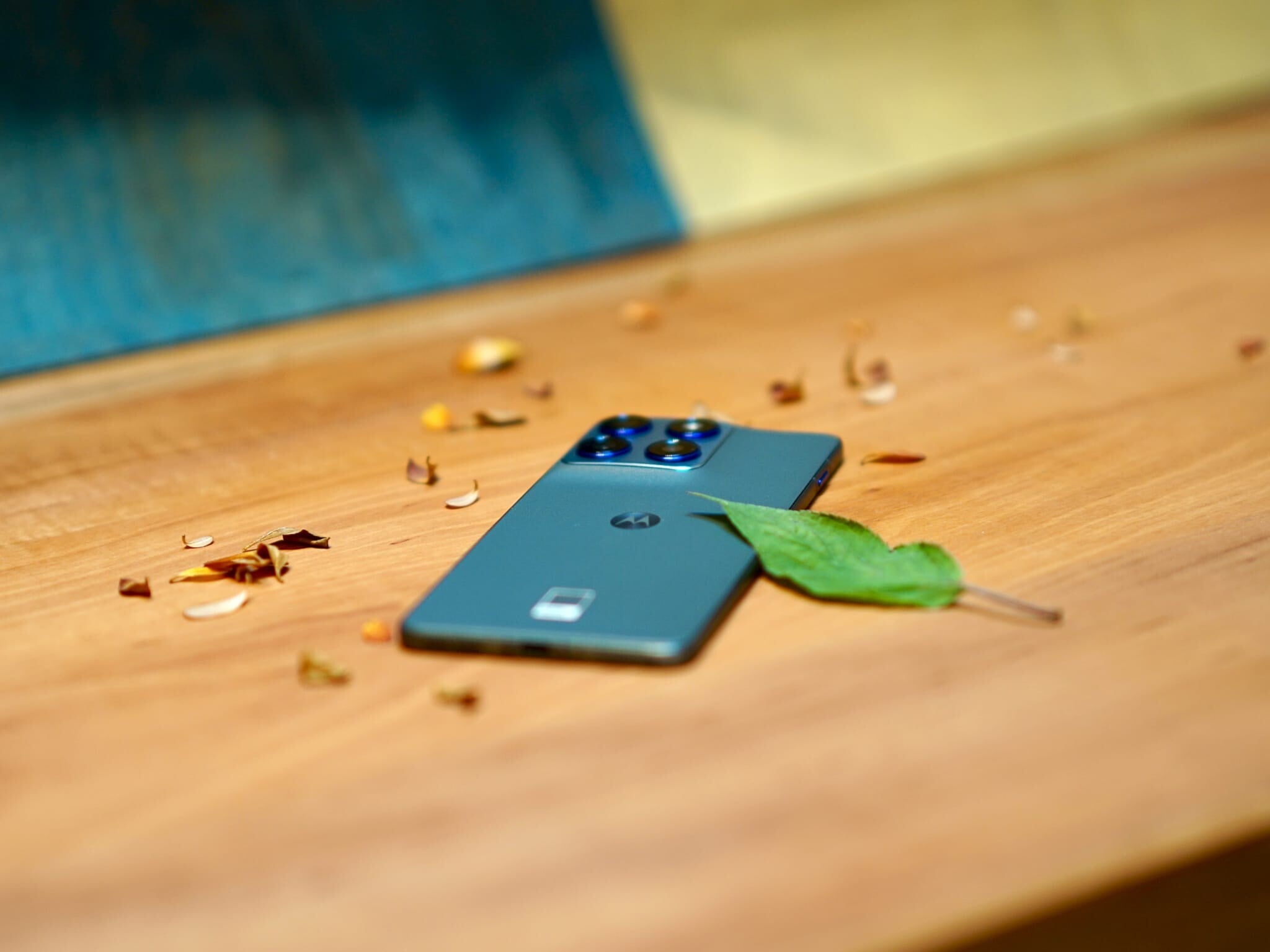 摩托罗拉 Edge 70