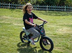 Himiway C1 电动自行车专为儿童设计。 图片来源：Himiway