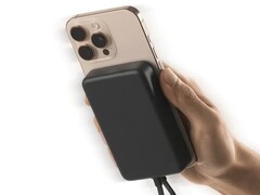 小米在西班牙发布了 33W 磁性电源 10000mAh（集成线缆）（如图）。(图片来源：小米）