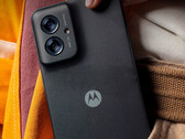 Moto G55 看起来与最近发布的许多其他 Moto G 相似。(图片来源：91mobiles）