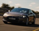 2015 Model S 90D 在 What Car 的续航测试中表现出人意料的好。(图片来源：What Car?）